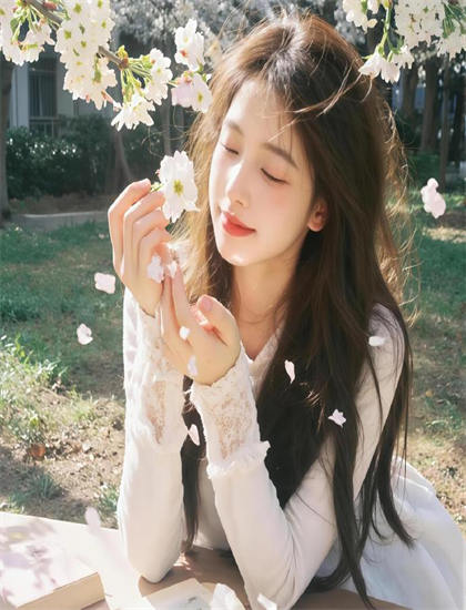 老师的大兔子好软水好多的网站_在教室伦流澡到H女女视频_家访老师在线观看吴梦梦